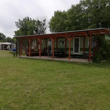 Campsite Domek Holenderski *